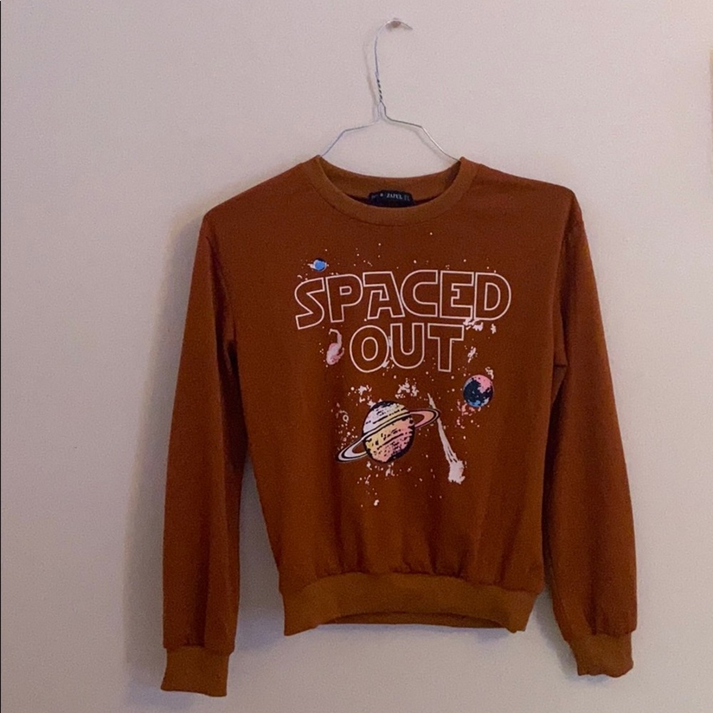 Sweatshirt